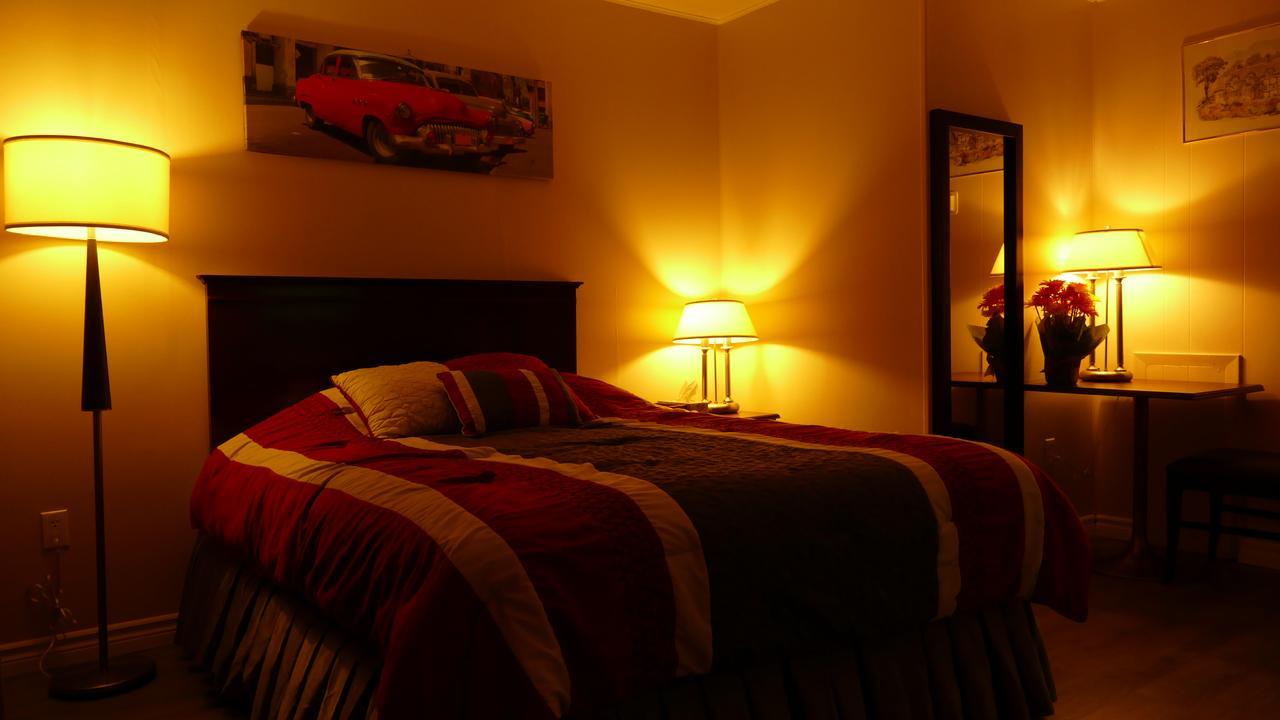 The White Horse Motel Cornwall Extérieur photo