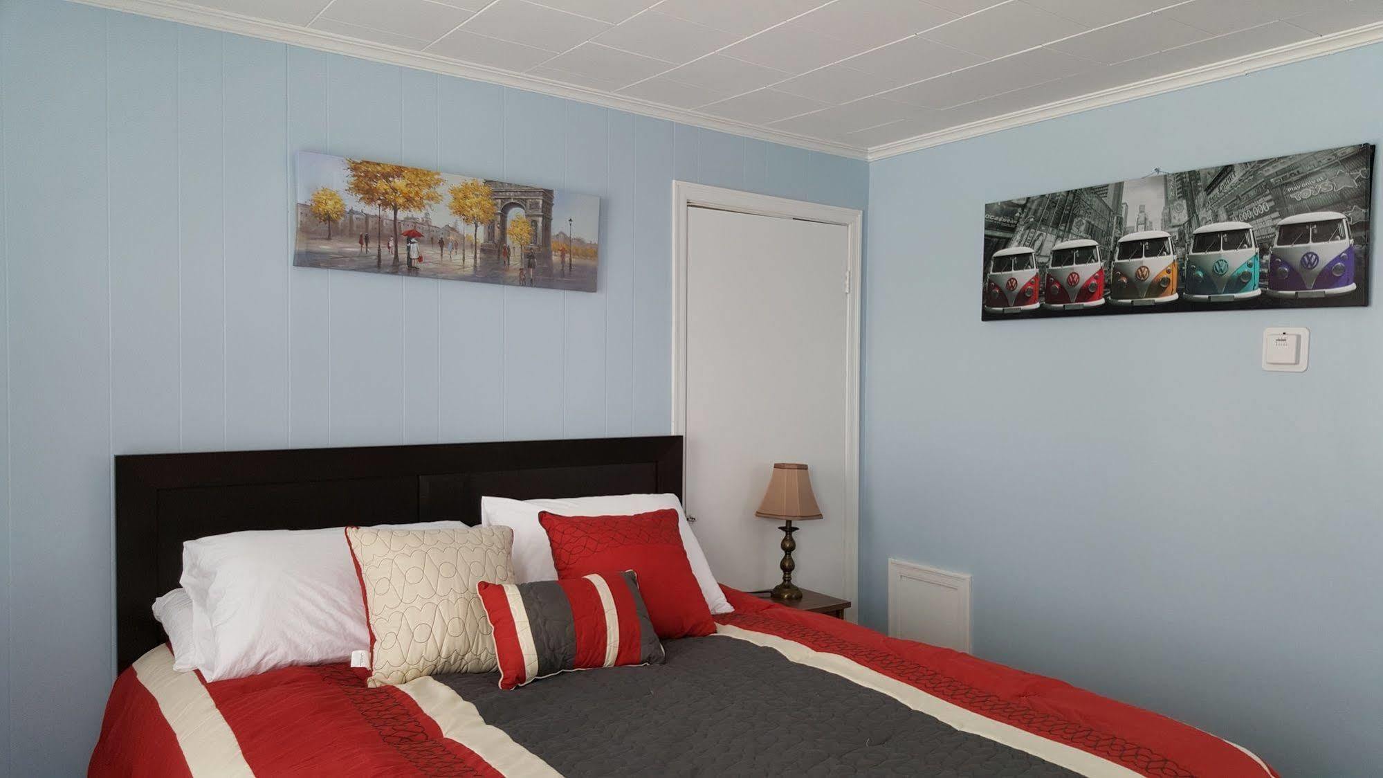 The White Horse Motel Cornwall Extérieur photo